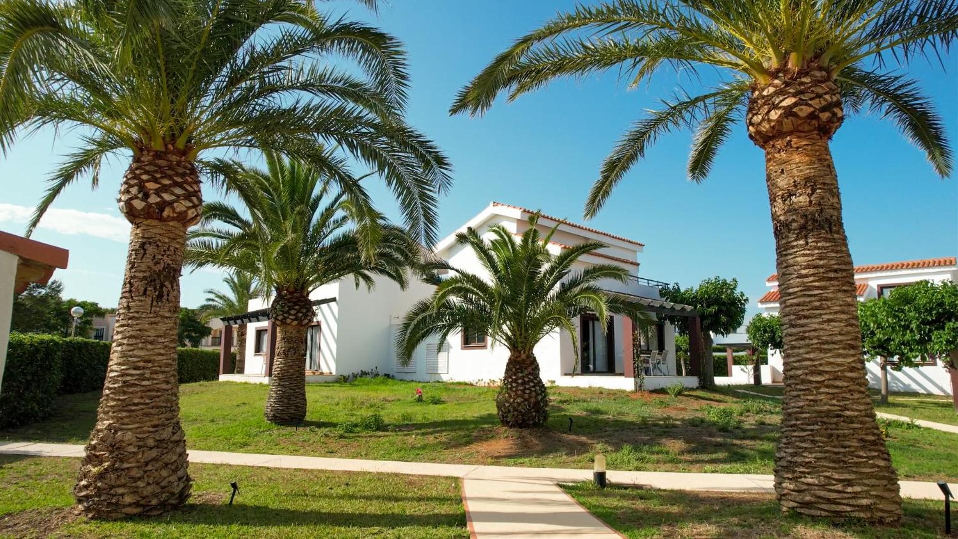 Nuramar Aparthotel Cala en Bosch Kültér fotó
